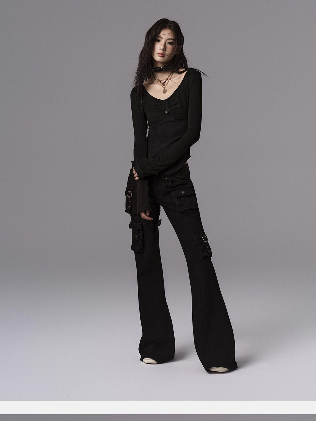 Dark Gothic Flared Mid Rise Pocketed Cotton Zip Fly Women Black Cargo Pants