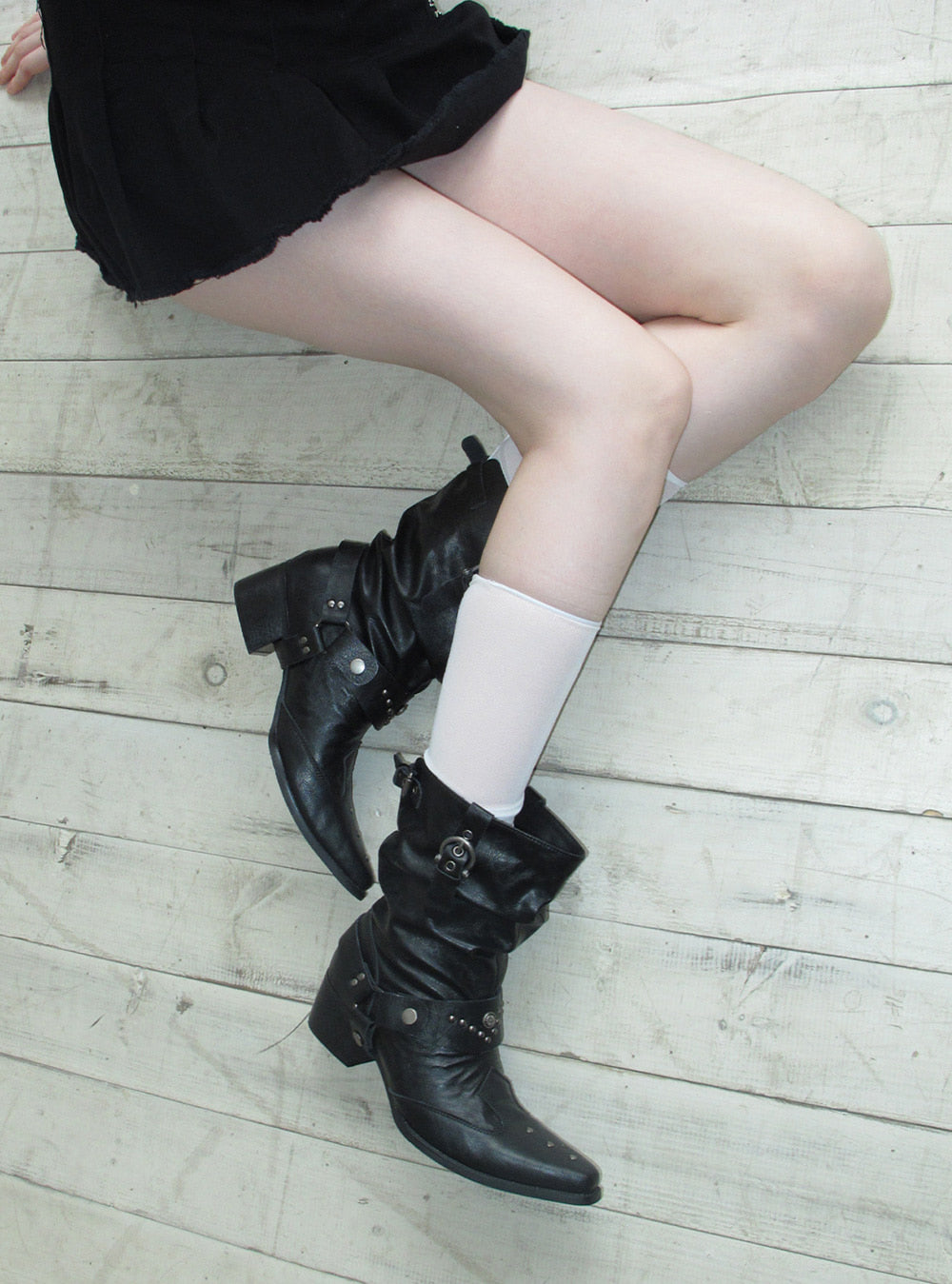 Black Sharp Leather Boots