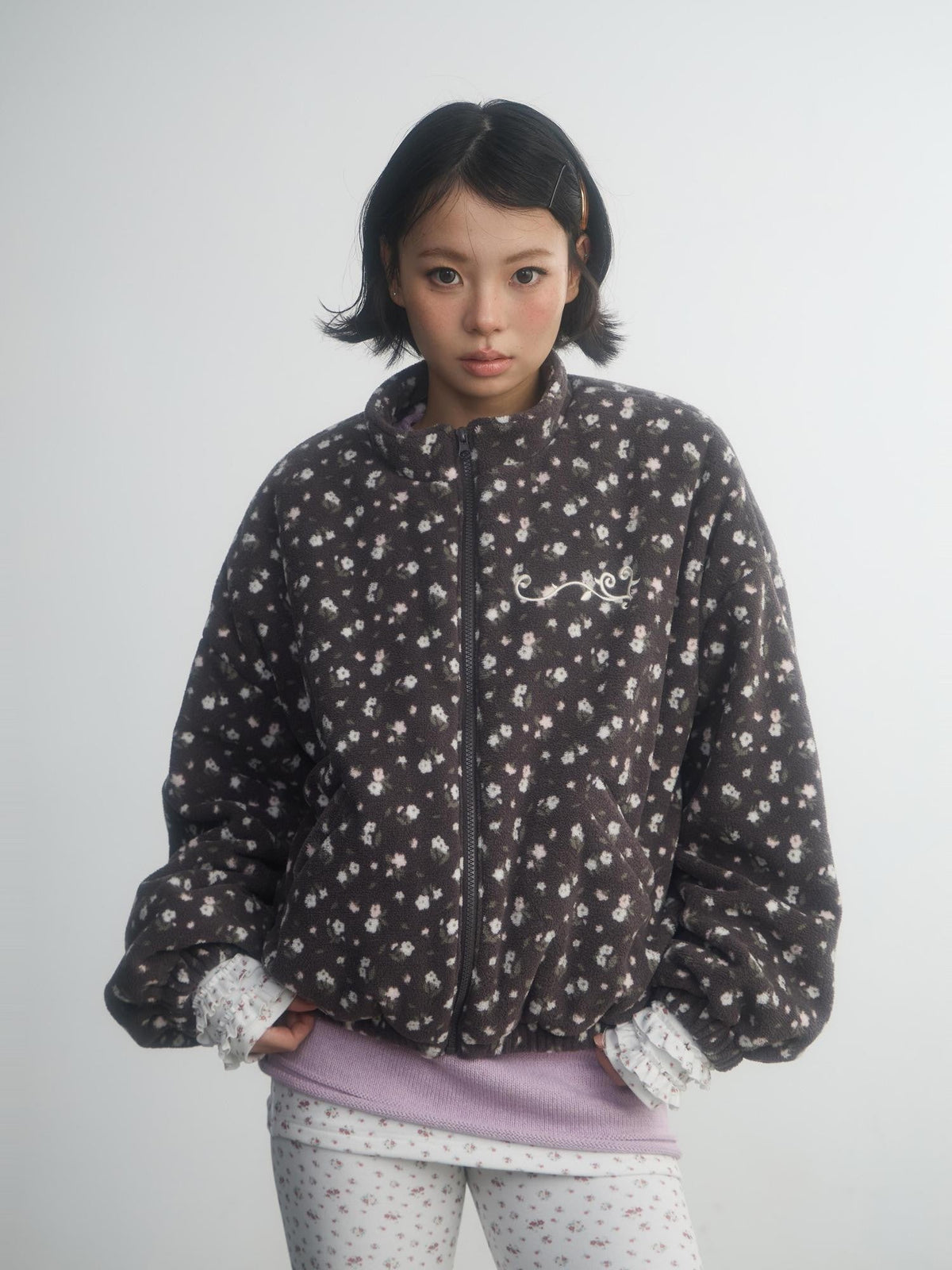 Vintage Storybook Floral Print Women'S Crystal Velvet Lined Puffer Jackets