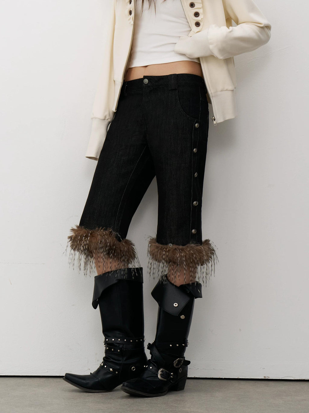 THELIGHT | LYCRA TENCEL PLUSH SHORTS【ID:TN00099】