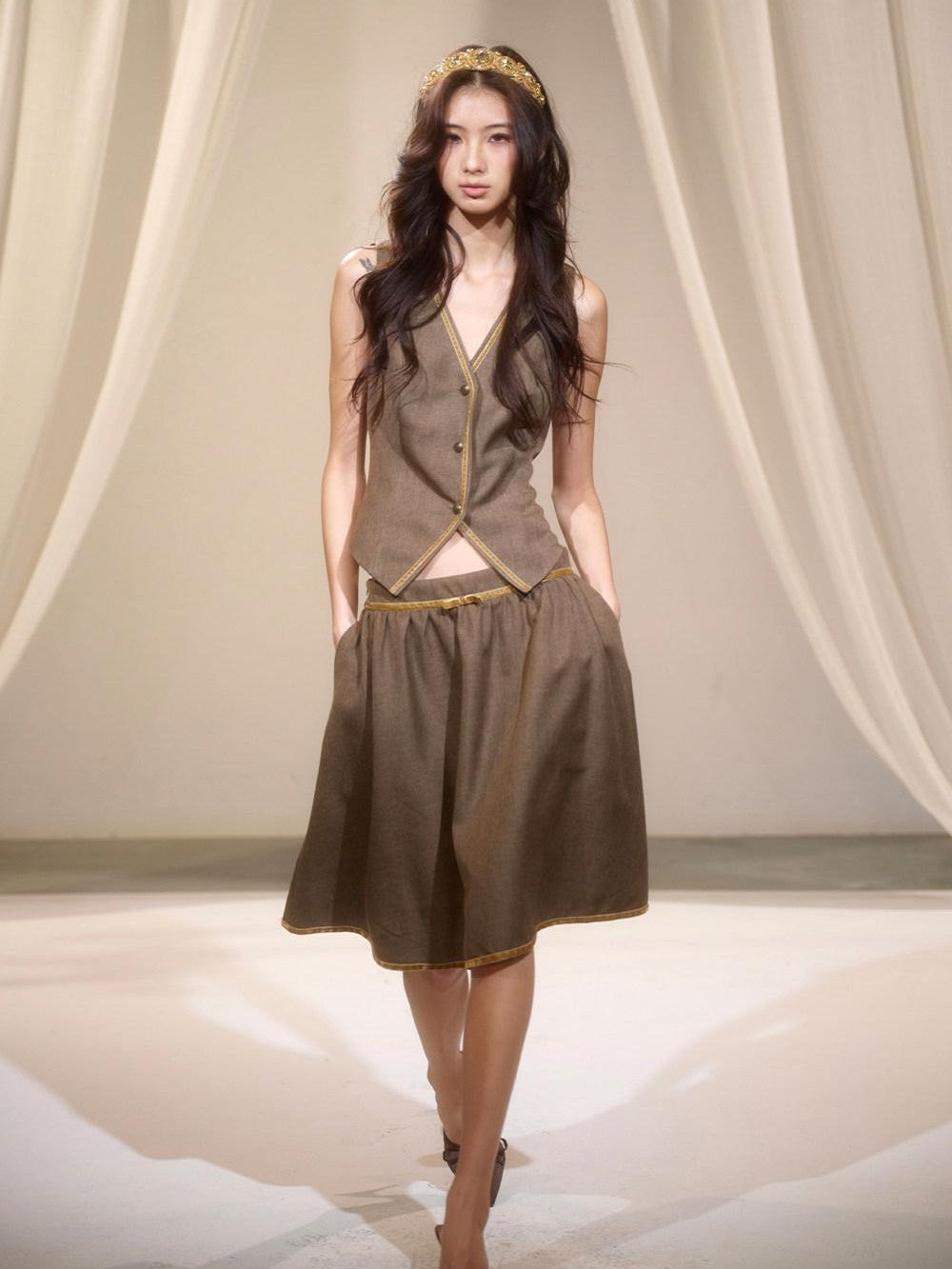 Green Sailor Collar Strap Spliced V-neck Pleated Women's Matching Skirt Sets