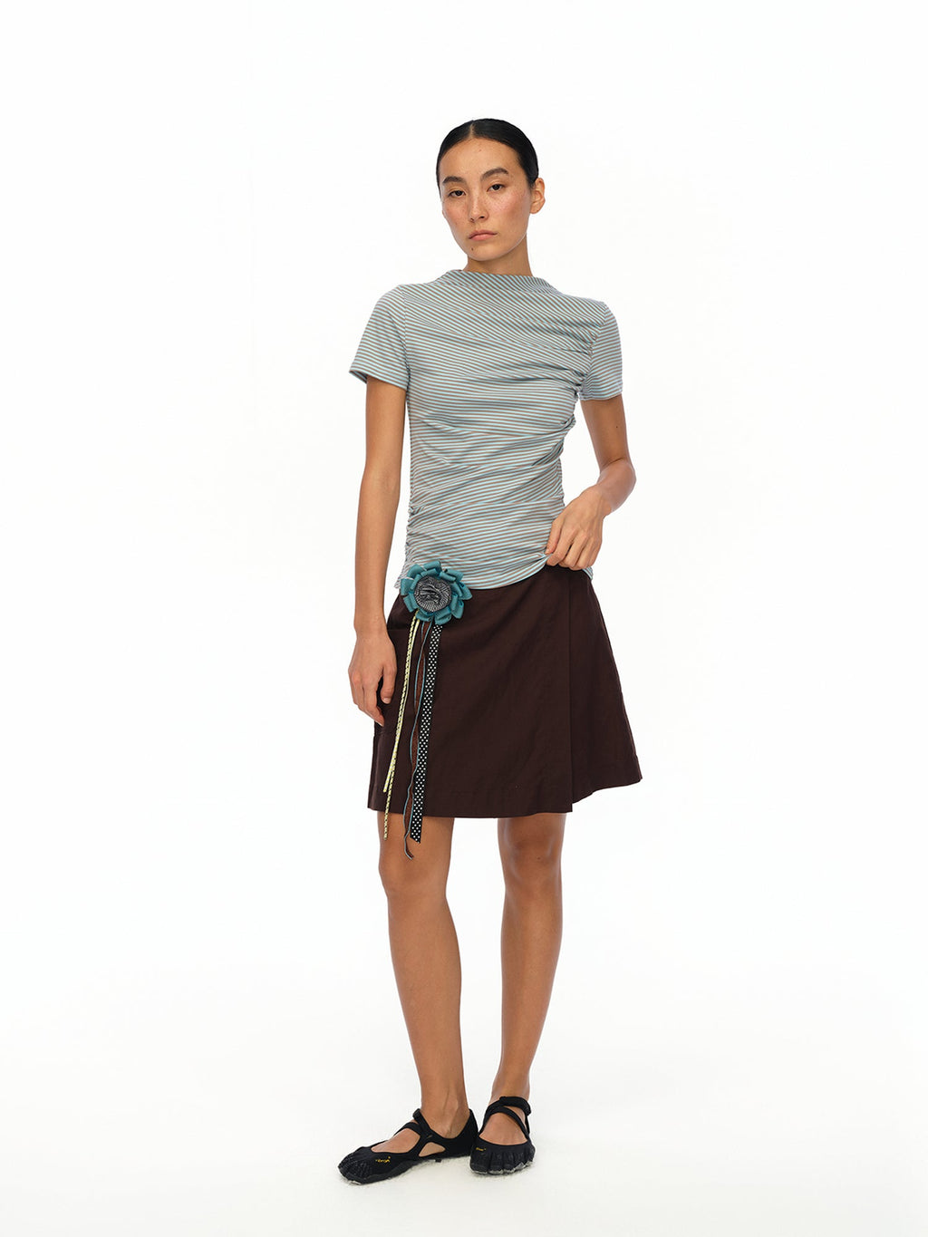 Soft Sculpted Pleated Tee Fitted Waist