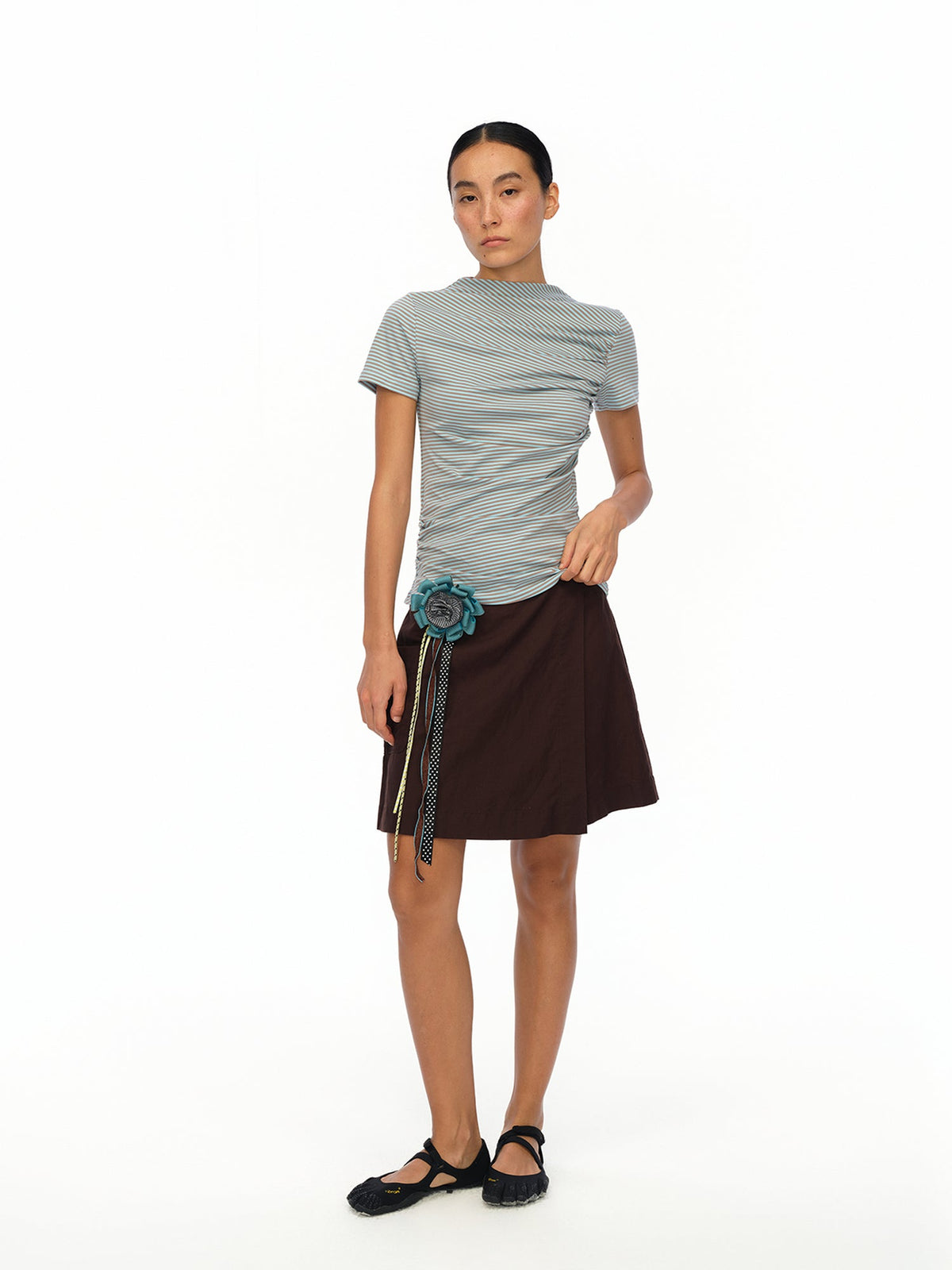 Soft Sculpted Pleated Tee Fitted Waist