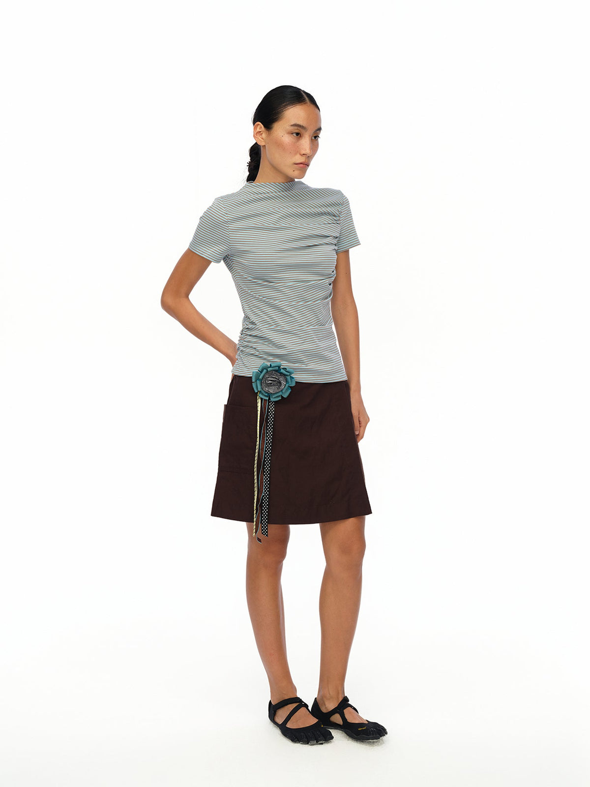 Soft Sculpted Pleated Tee Fitted Waist