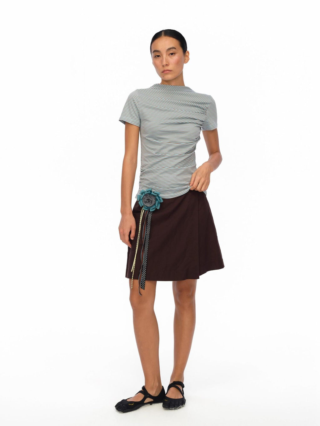 Soft Sculpted Pleated Tee Fitted Waist