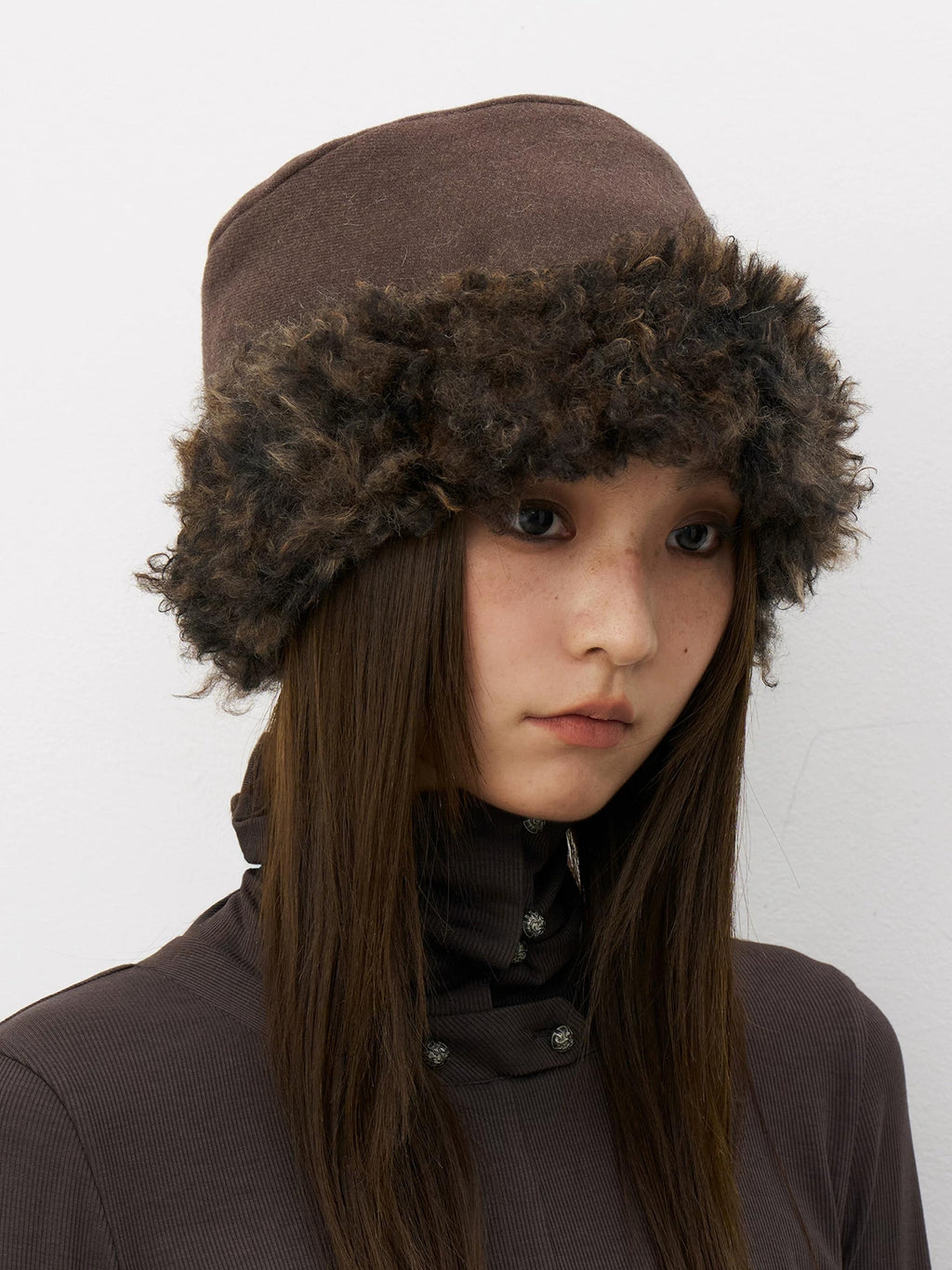 THELIGHT | REVERSIBLE FAUX LAMB WOOL BUCKET HAT【ID:TN00118】