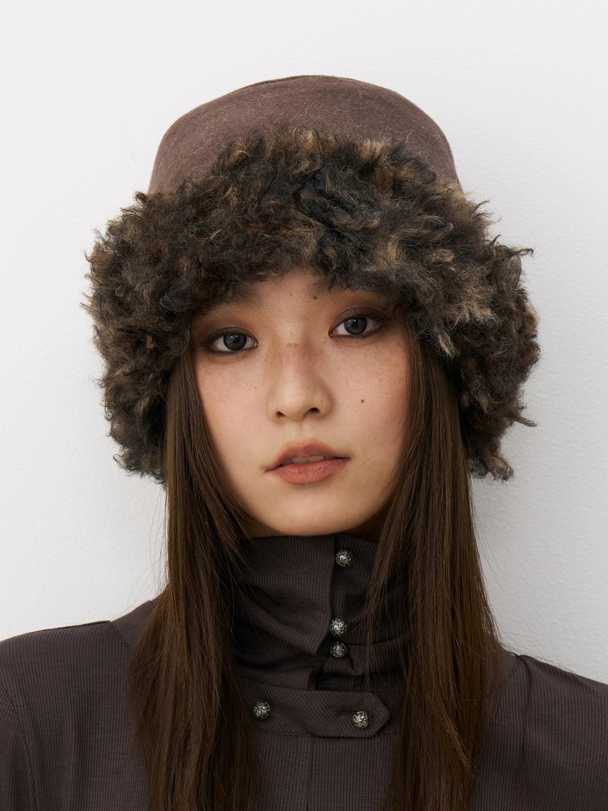 THELIGHT | REVERSIBLE FAUX LAMB WOOL BUCKET HAT【ID:TN00118】