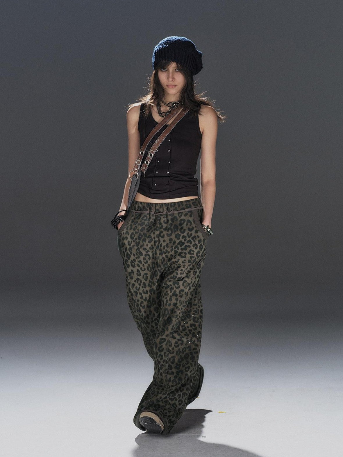 Black Rhinestone Frayed Edge Street Punk Stretch Women'S Cotton Blend Tank Tops