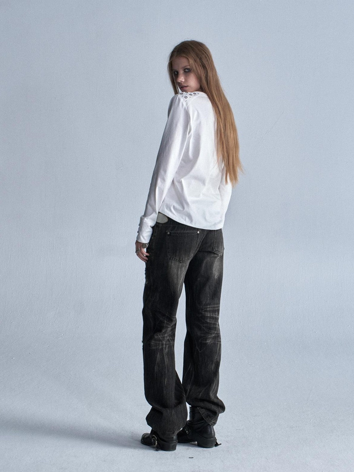 Distressed Embroidered Multi Pocket Zip Women's Denim Straight-leg Jeans